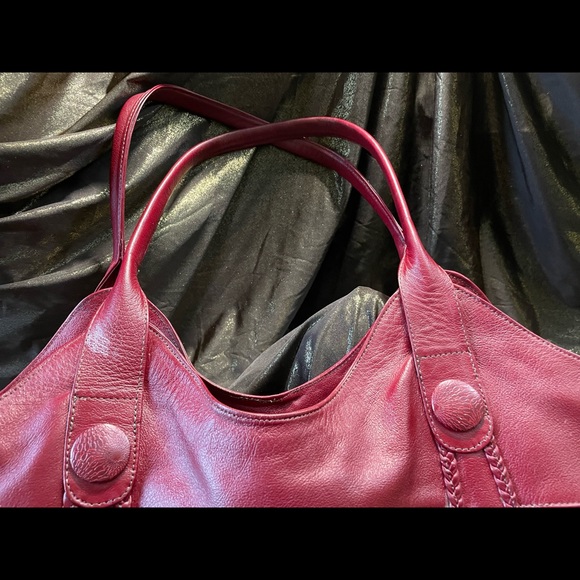 Handmade leather shoulder purse from Ecuador.  Hand made - Picture 11 of 13